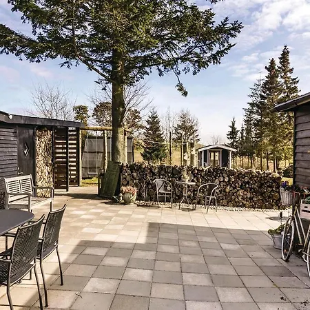 Two-bedroom Holiday In Holiday home Logstor
