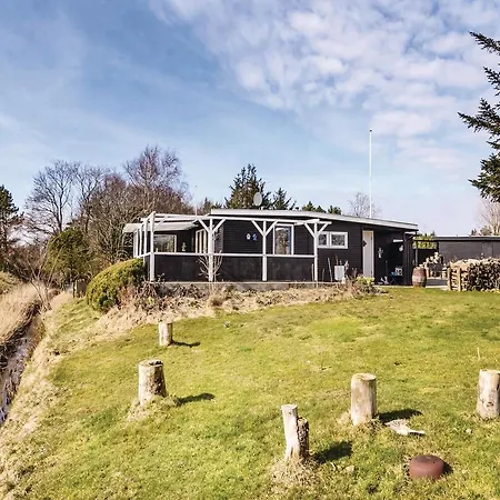 Two-bedroom Holiday In Holiday home *