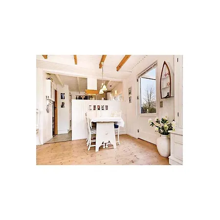 Two-bedroom Holiday In Holiday home